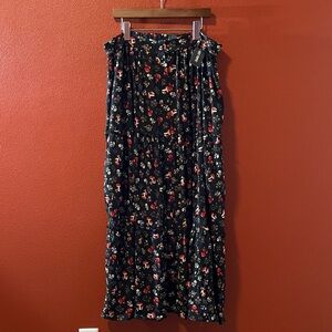 Hot Topic Women’s‎ NWT Mushroom Whimsy Goth Tiered Button Front Midi Skirt